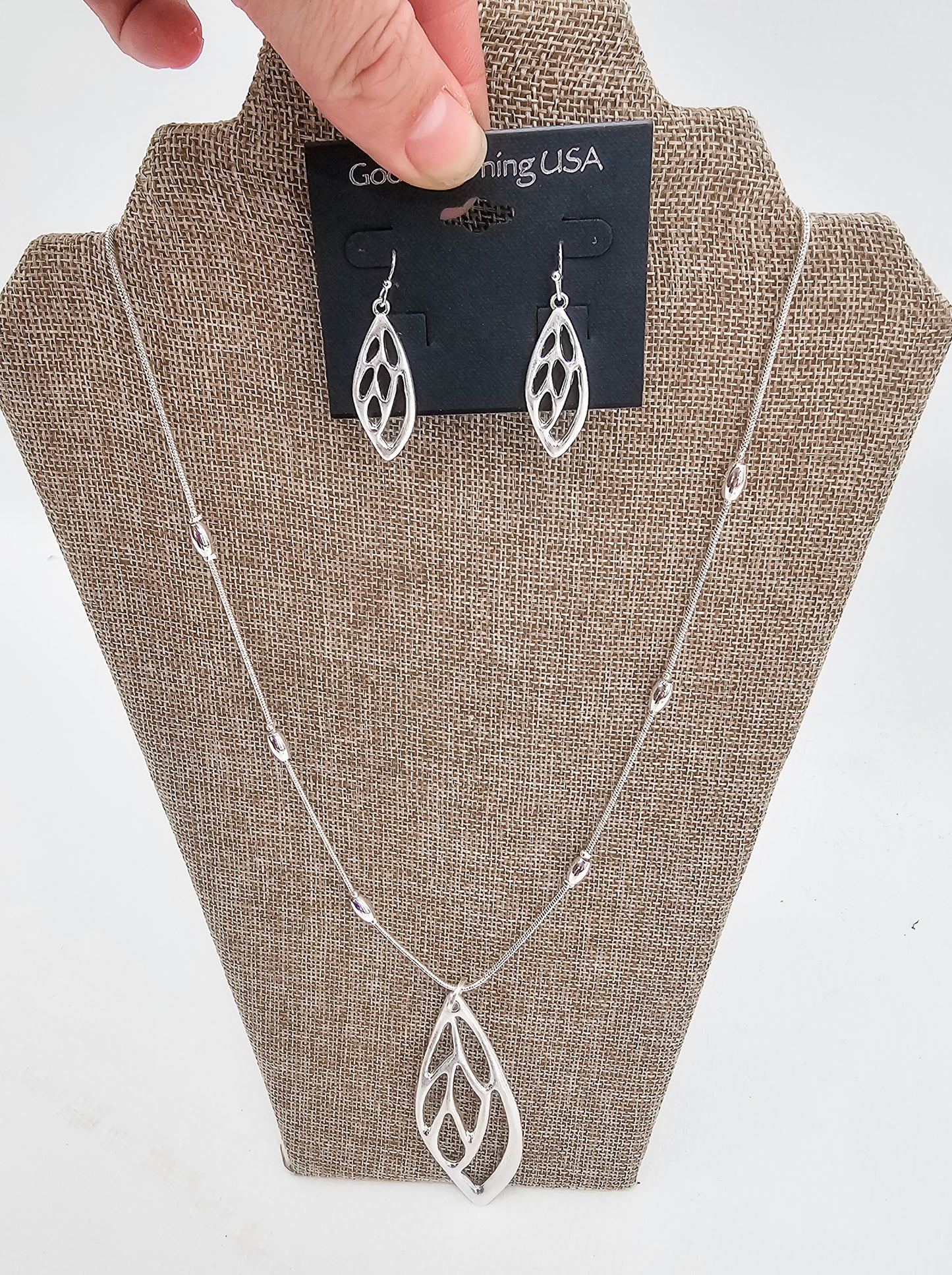 Necklace & Earring Sets