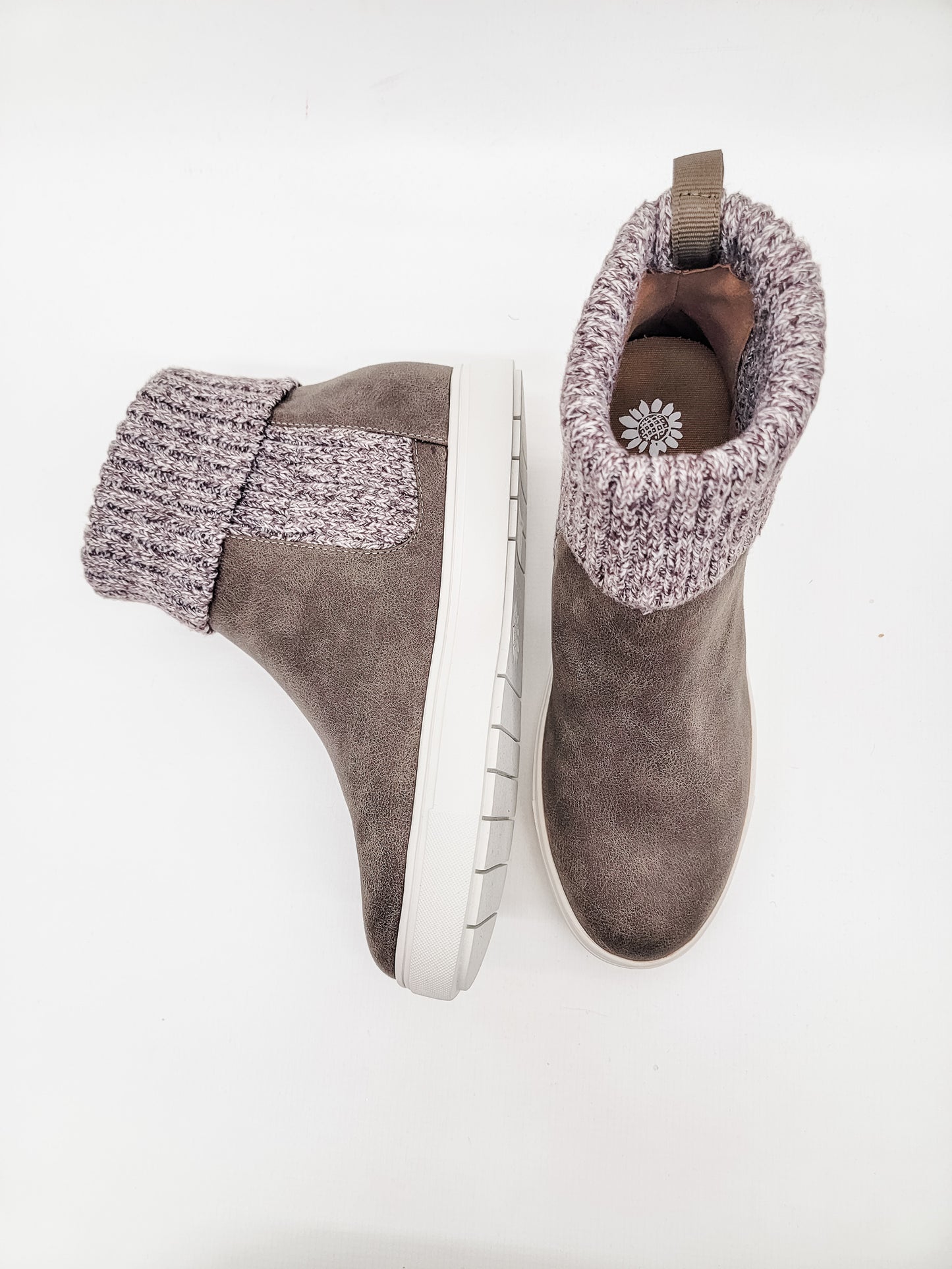 Yellow Box Madras Taupe Sweater Sneaker